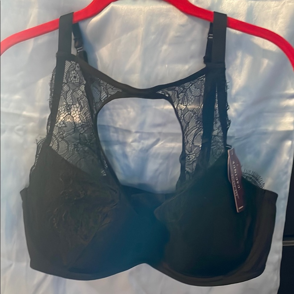 Cacique Black Lace Bra with Molded Cups 42DD. Panties 18/20
